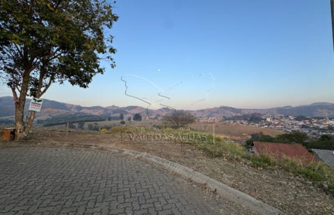 TR004 – Terreno à venda no Jardim Serra Azul – Joanópolis – SP
