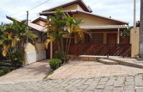 R007 – Casa à venda no Yacht Clube São Francisco – Joanópolis – SP