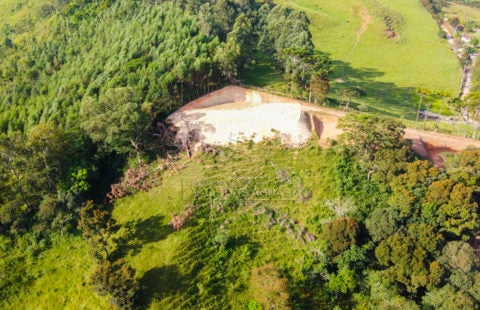 TR010 – Terreno com espetacular vista em Joanópolis – SP