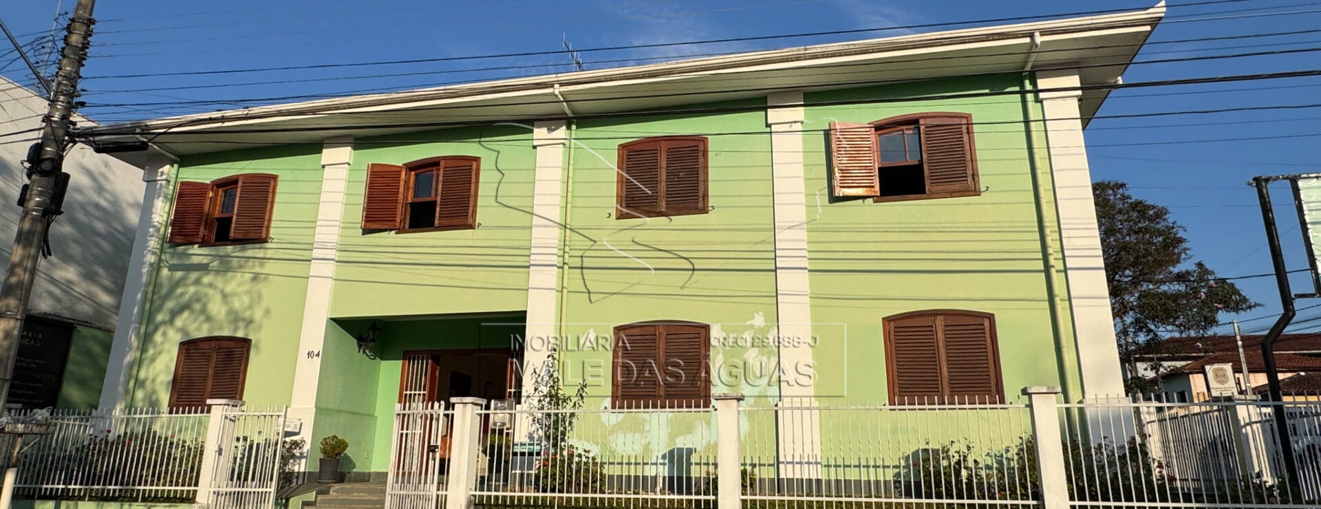 ALUGUEL002 – Salas comerciais para locação no Centro de Joanópolis – SP